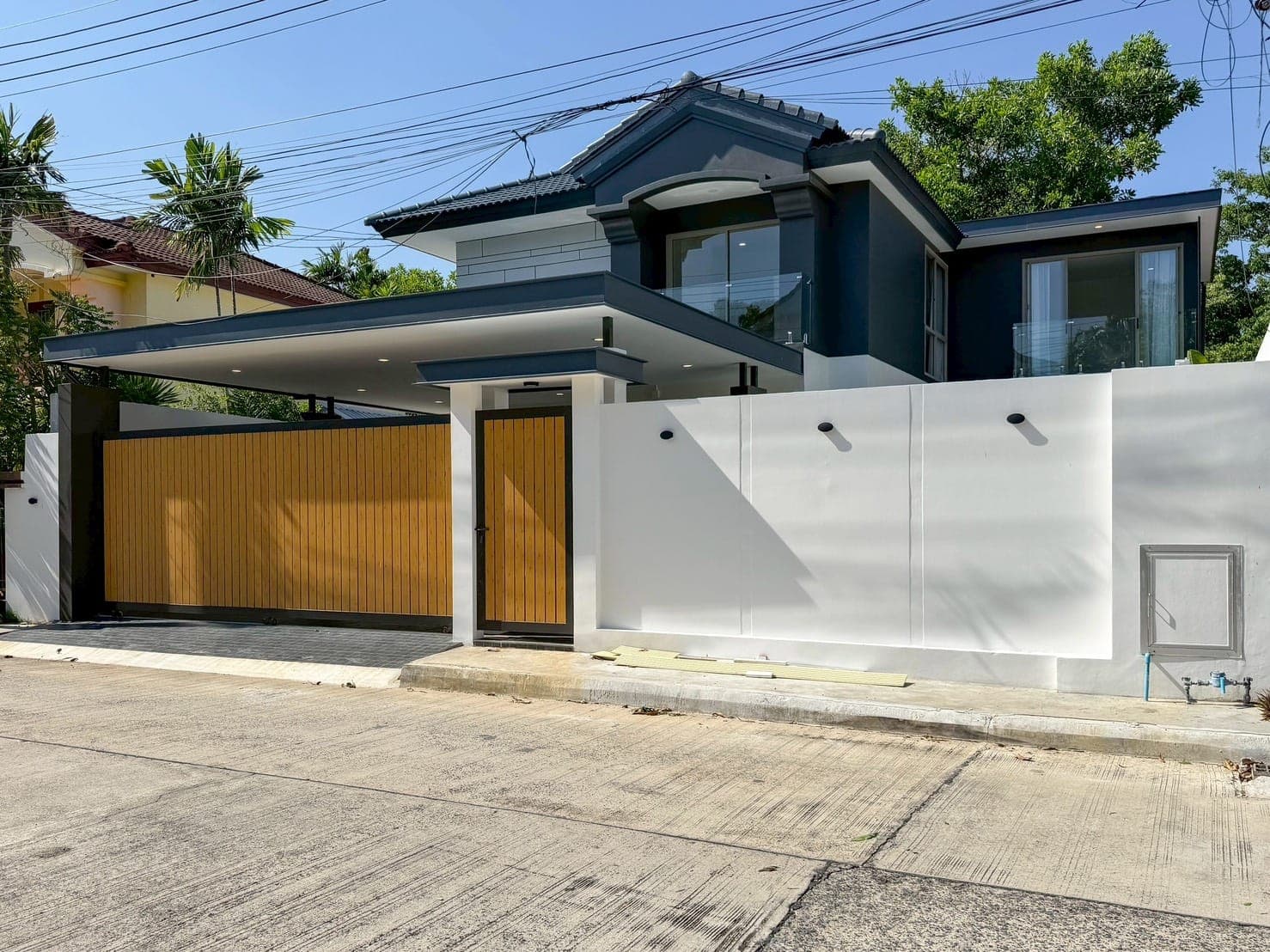 Luxury Pool Villa, Sriwali 2 — Chalong